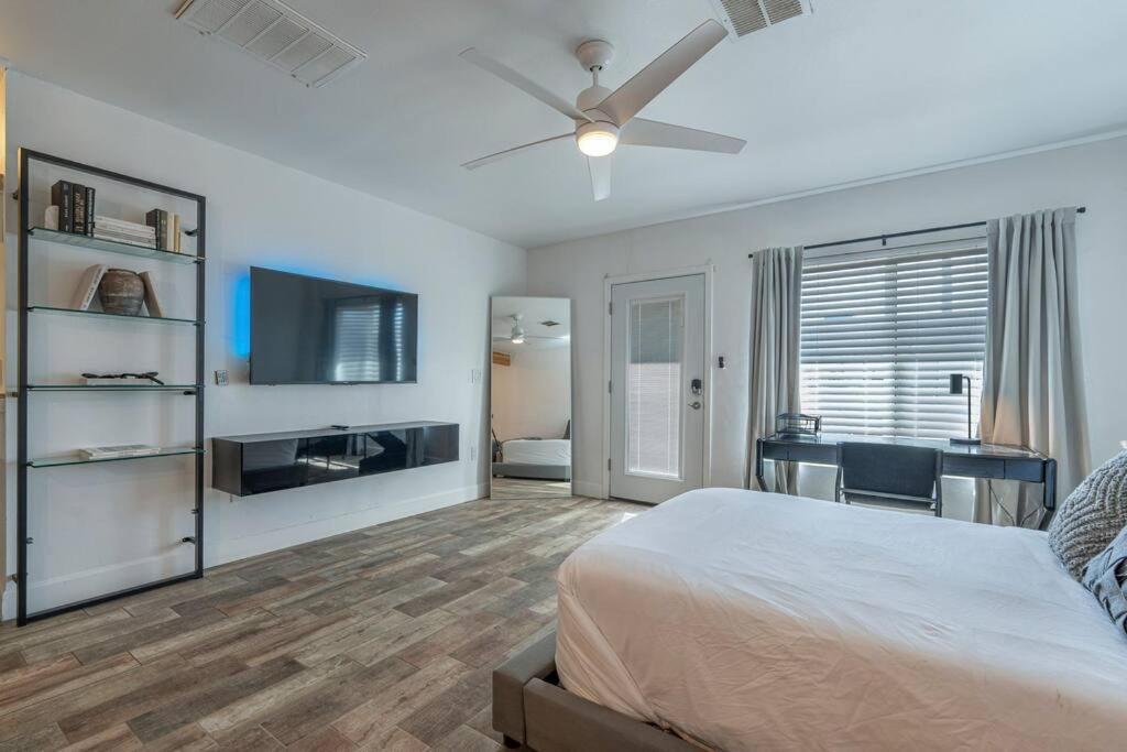 Ash And Ko Aparthotel ฟีนิกซ์ ภายนอก รูปภาพ